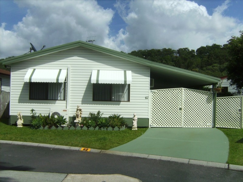 82/3 Township Drive, West Burleigh QLD 4219