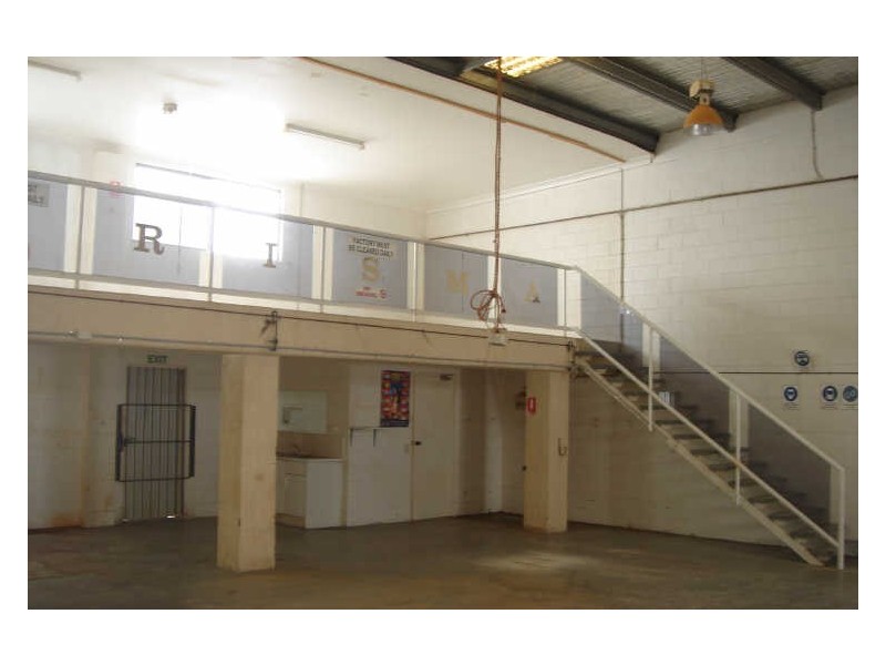 2/16 Hutchinson Street, Burleigh Heads QLD 4220