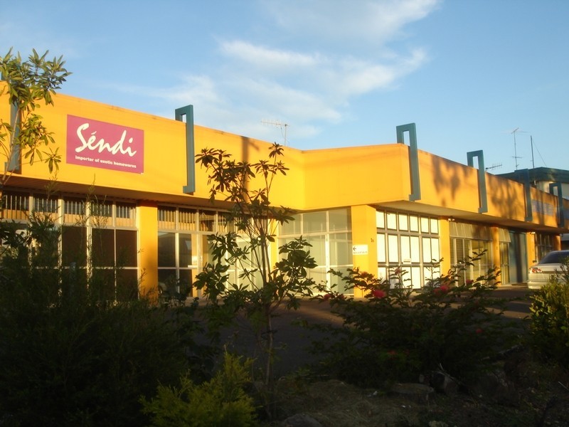 2/11 Ern Harley Drive, Burleigh Heads QLD 4220