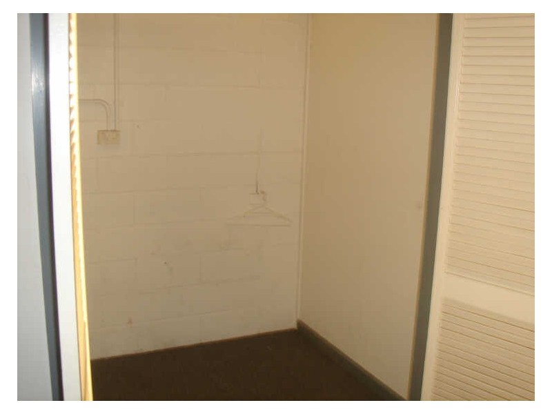 2/11 Ern Harley Drive, Burleigh Heads QLD 4220