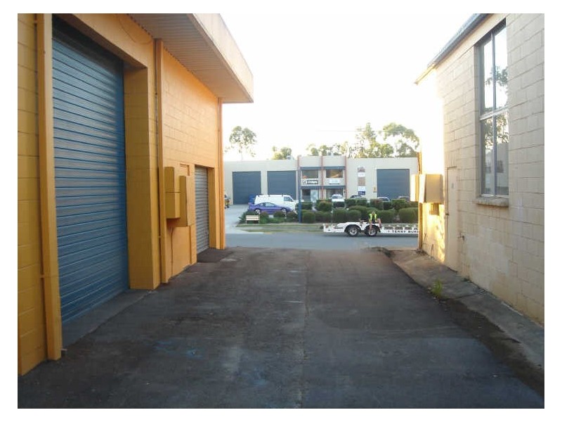 2/11 Ern Harley Drive, Burleigh Heads QLD 4220