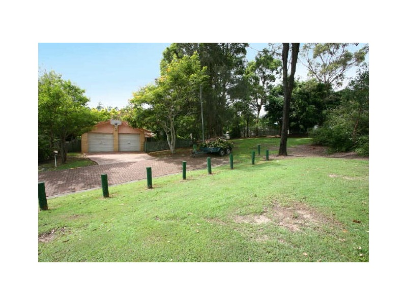 23 Hindmarsh Court, Robina QLD 4226