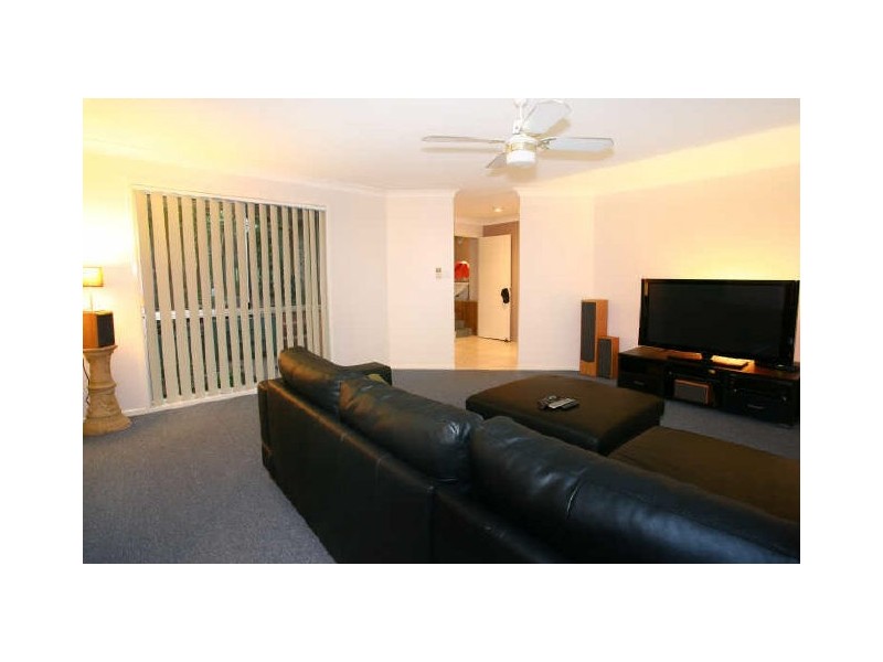 23 Hindmarsh Court, Robina QLD 4226