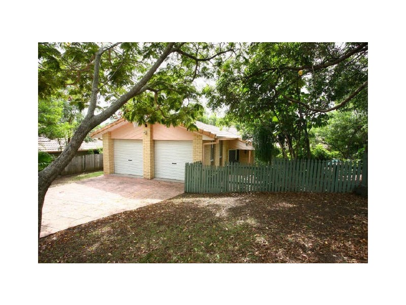 23 Hindmarsh Court, Robina QLD 4226