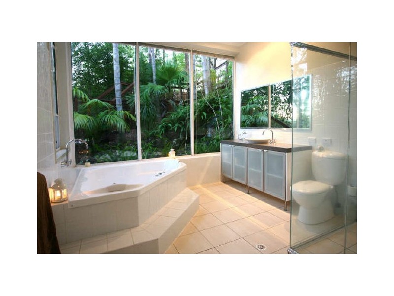 43 Ladds Ridge Road, Burleigh Heads QLD 4220