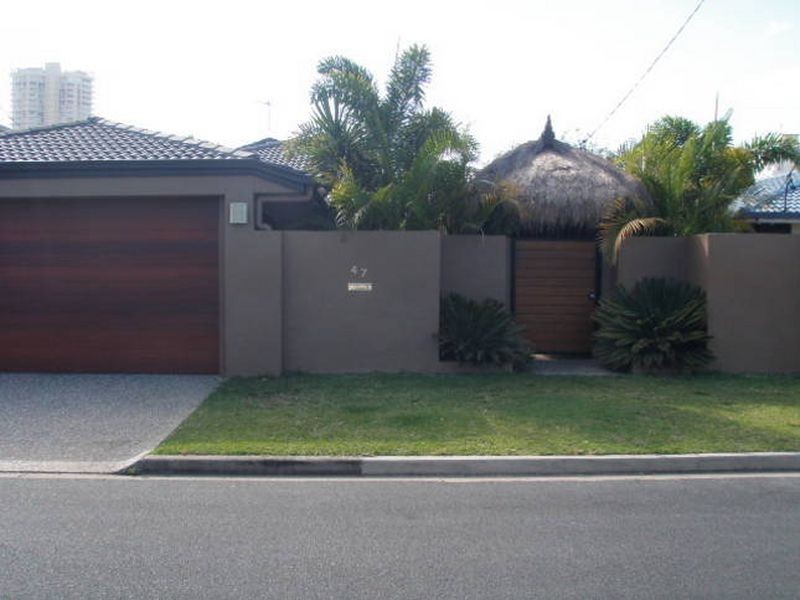 47 Aruma Avenue, Burleigh Waters QLD 4220