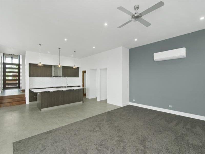 6 Coronata Place, Reedy Creek QLD 4227