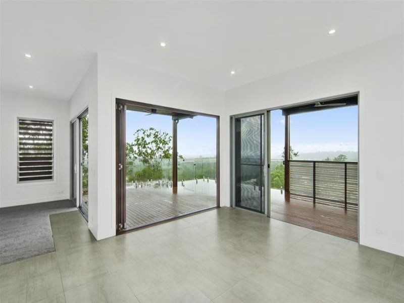 6 Coronata Place, Reedy Creek QLD 4227
