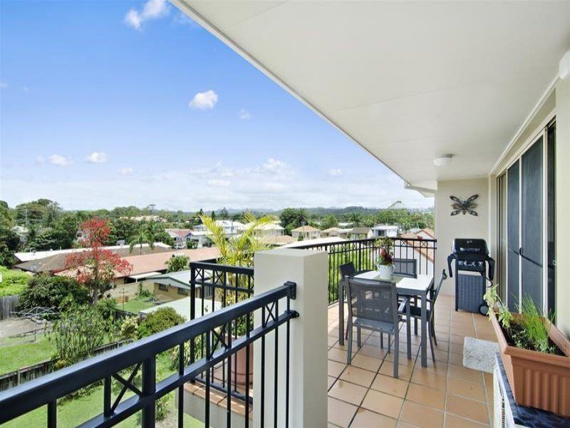 17/1040 Gold Coast Highway, Palm Beach QLD 4221
