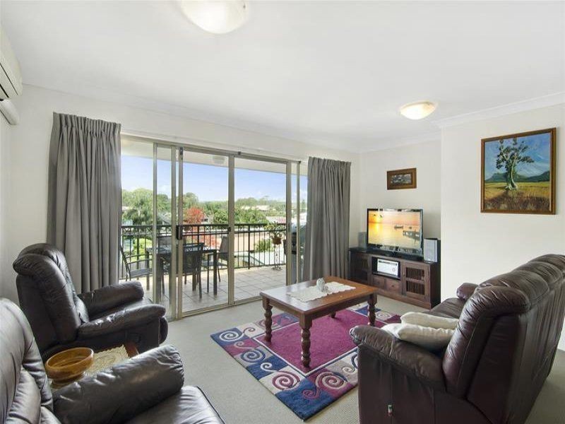 17/1040 Gold Coast Highway, Palm Beach QLD 4221