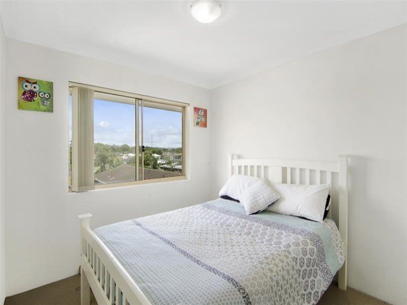 17/1040 Gold Coast Highway, Palm Beach QLD 4221