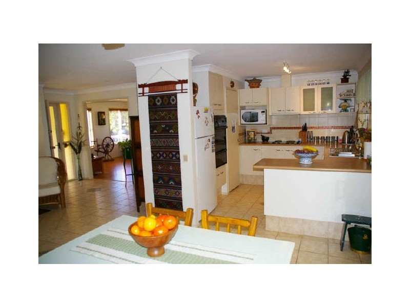 56 Treeview Drive, Burleigh Waters QLD 4220