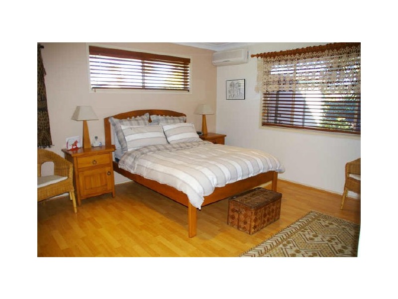 56 Treeview Drive, Burleigh Waters QLD 4220