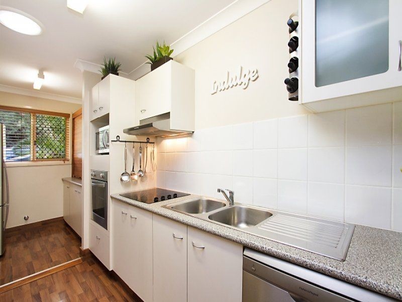 21/2 Simpsons Road, Currumbin Waters QLD 4223