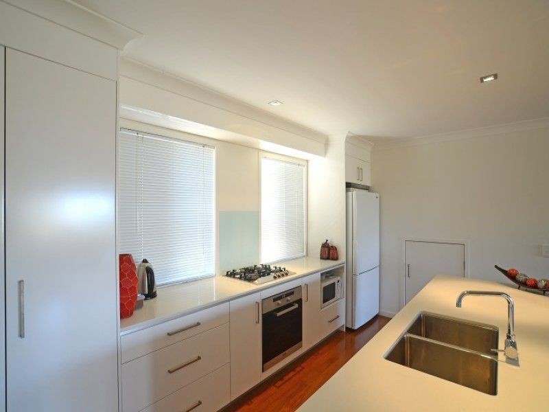 2/1 Leiden Street, Reedy Creek QLD 4227