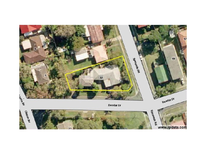 32 Symonds Road, Burleigh Heads QLD 4220