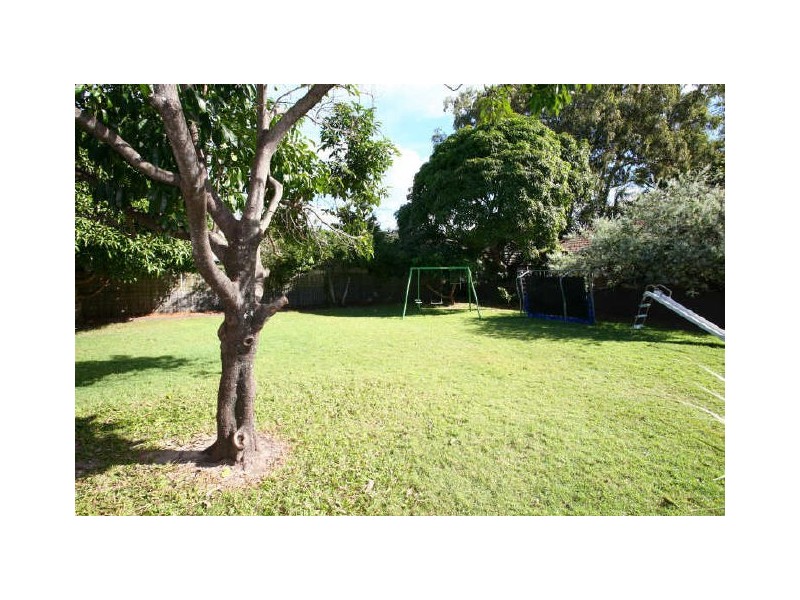 10 Tawarri Crescent, Burleigh Heads QLD 4220