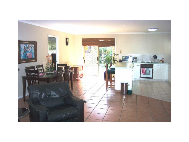 4 Crelga Court, Merrimac QLD 4226