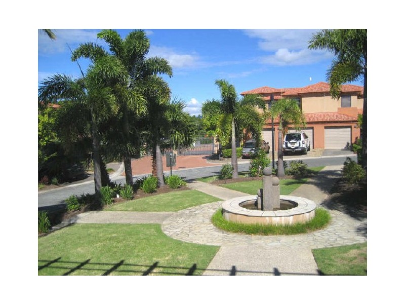 50/4 University Drive, Robina QLD 4226