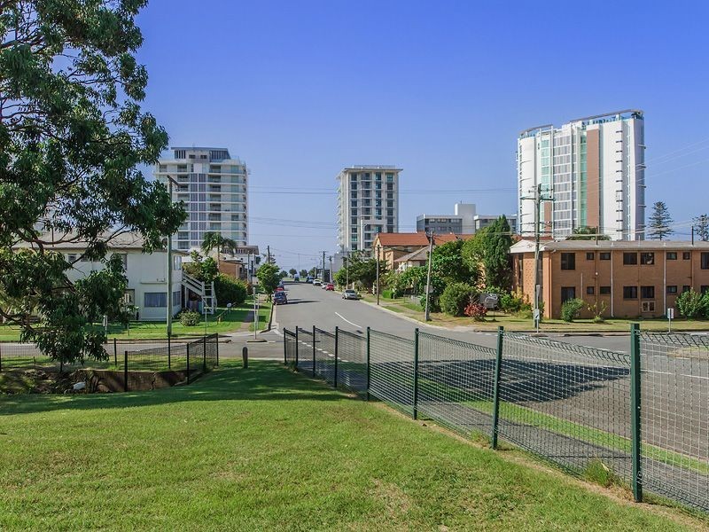 4/39 Coolangatta Road, Coolangatta QLD 4225