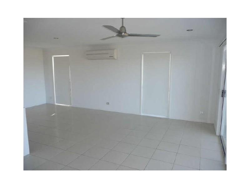 98 Verona Circuit, Burleigh Waters QLD 4220
