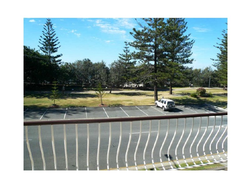 4/48 The Esplanade, Burleigh Heads QLD 4220