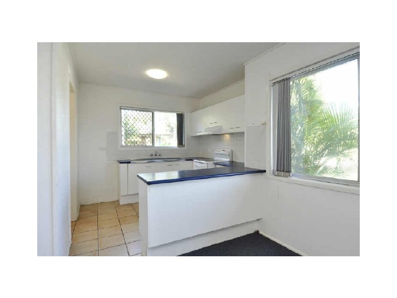 5 Clinton Avenue, Burleigh Waters QLD 4220