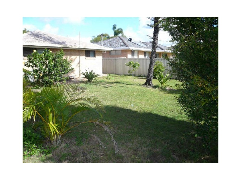 25 Honeyeater Drive, Burleigh Waters QLD 4220