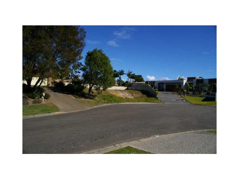 6 Gum Court, Burleigh Waters QLD 4220