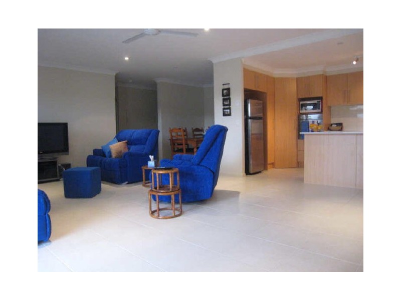 9/61 Tallebudgera Drive, Palm Beach QLD 4221