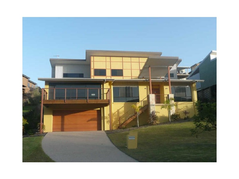 11 Molonglo Close, Reedy Creek QLD 4227