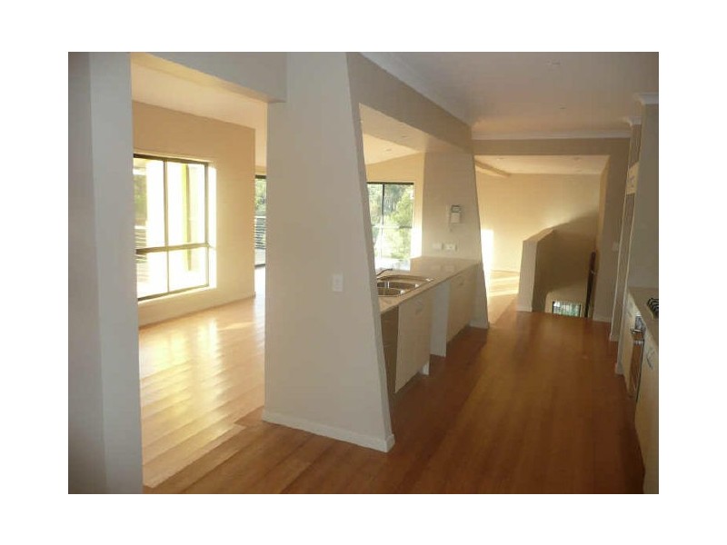 11 Molonglo Close, Reedy Creek QLD 4227