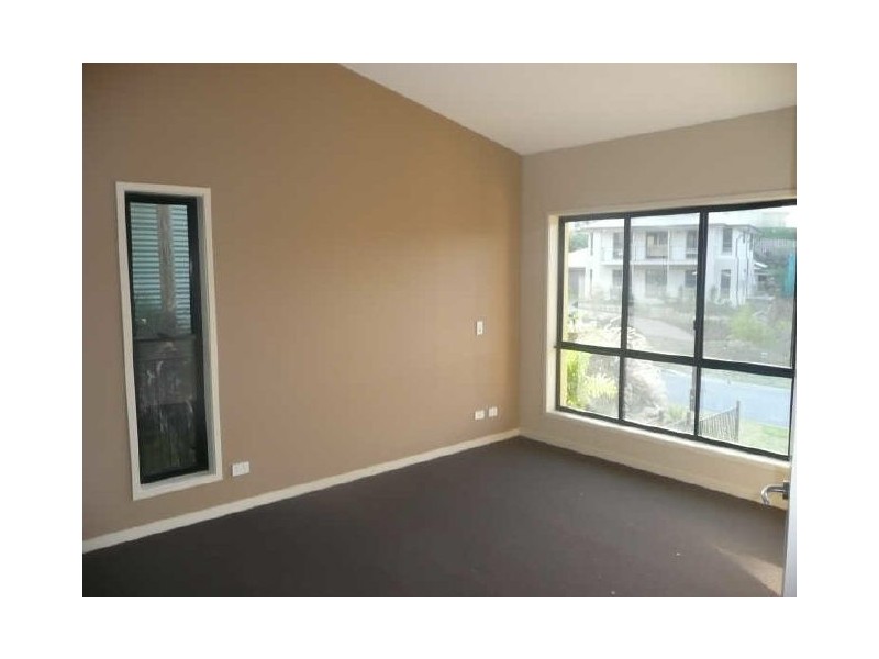 11 Molonglo Close, Reedy Creek QLD 4227