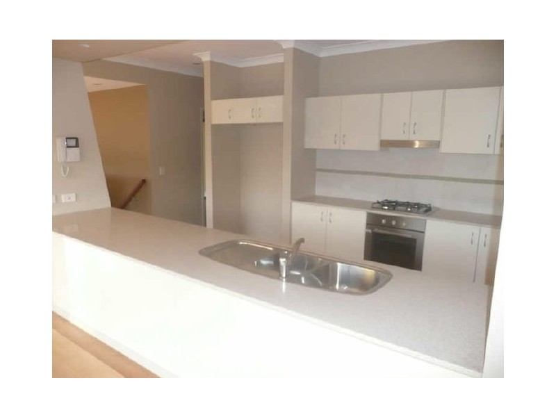 11 Molonglo Close, Reedy Creek QLD 4227