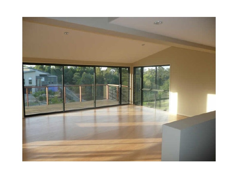 11 Molonglo Close, Reedy Creek QLD 4227