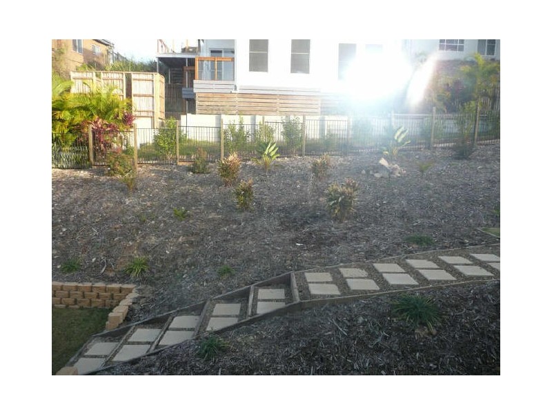 11 Molonglo Close, Reedy Creek QLD 4227