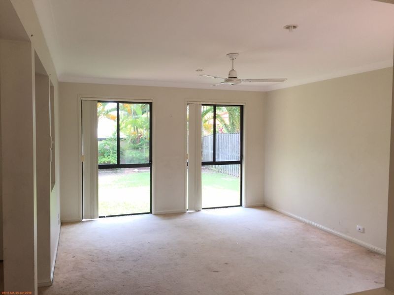 16 Balmain Street, Varsity Lakes QLD 4227