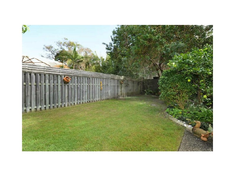 2/5 Acanthas Avenue, Burleigh Heads QLD 4220