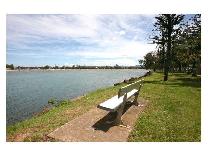 3 Bullimah Av, Burleigh Heads QLD 4220