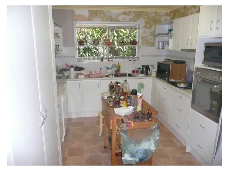 3 Bullimah Av, Burleigh Heads QLD 4220