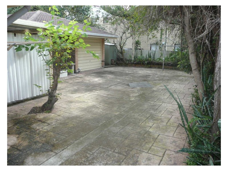 3 Bullimah Av, Burleigh Heads QLD 4220