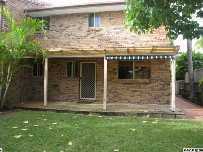 4/8 Cotinga Crescent, Burleigh Waters QLD 4220