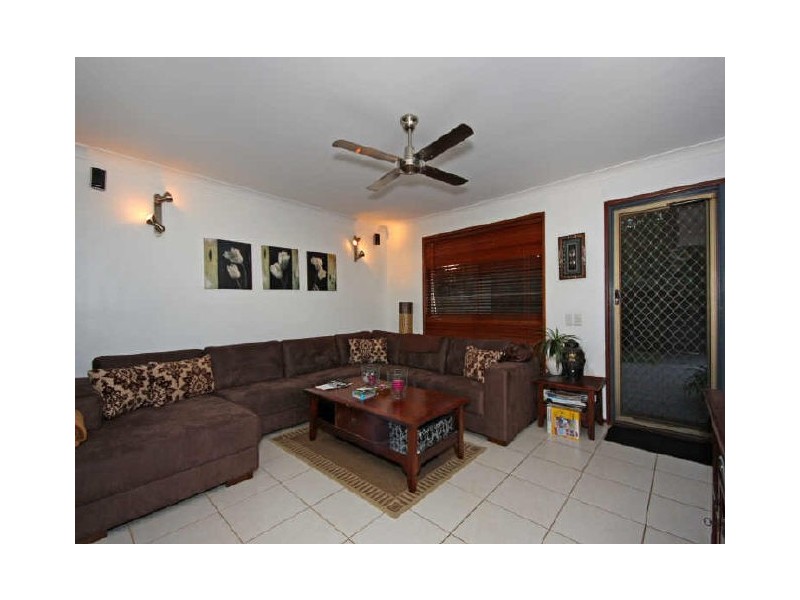 5 Omao Av, Burleigh Waters QLD 4220