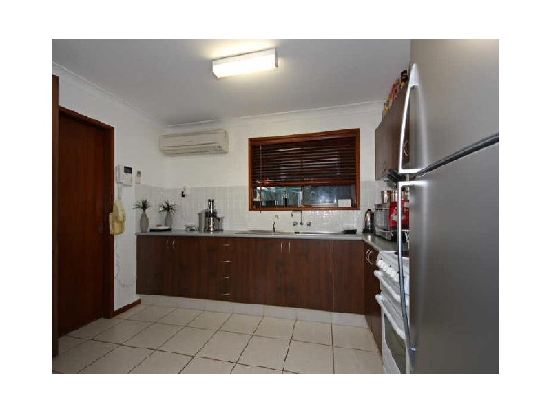 5 Omao Av, Burleigh Waters QLD 4220