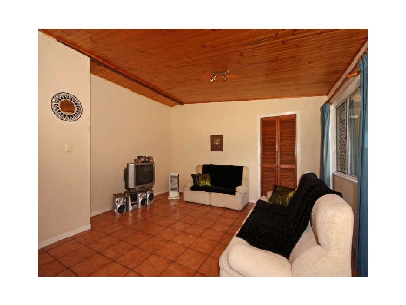 22 Djerral Avenue, Burleigh Heads QLD 4220