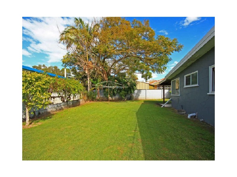 22 Djerral Avenue, Burleigh Heads QLD 4220