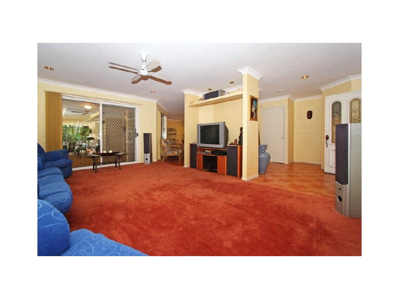 5 Narrogin Place, Burleigh Waters QLD 4220