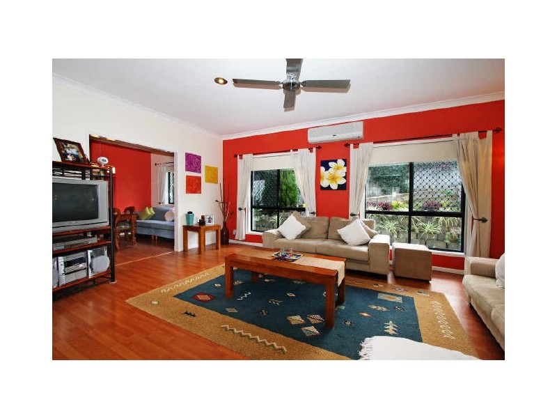 24 Beaconsfield Drive, Burleigh Waters QLD 4220