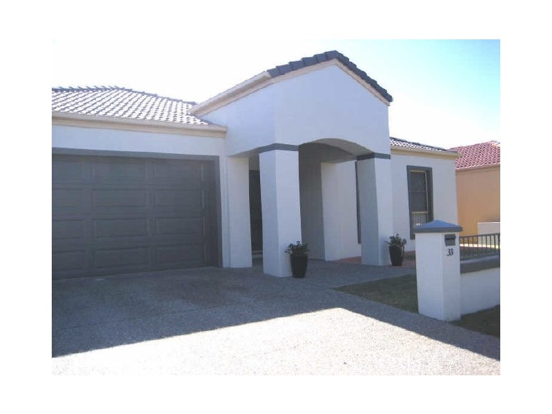 33 Gardendale Crescent, Burleigh Waters QLD 4220