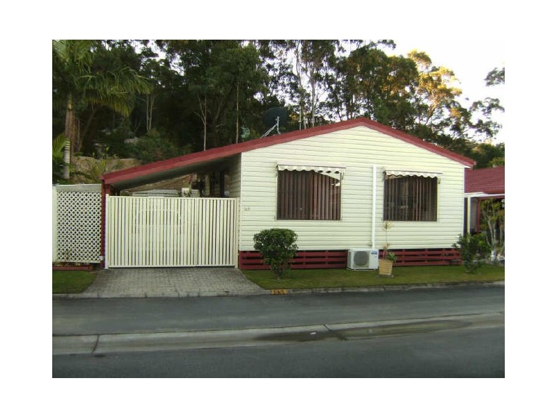 147/3 Township Drive, West Burleigh QLD 4219
